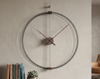Moderne minimalistische metalen wandklok, grote extra grote klok, stil Duits uurwerk, eigentijds decor