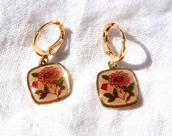 Vintage Gold Enamel Floral Square Charm Earrings - Vintage Flower Earrings - Vintage Floral Enamel Earrings - Delicate Earrings