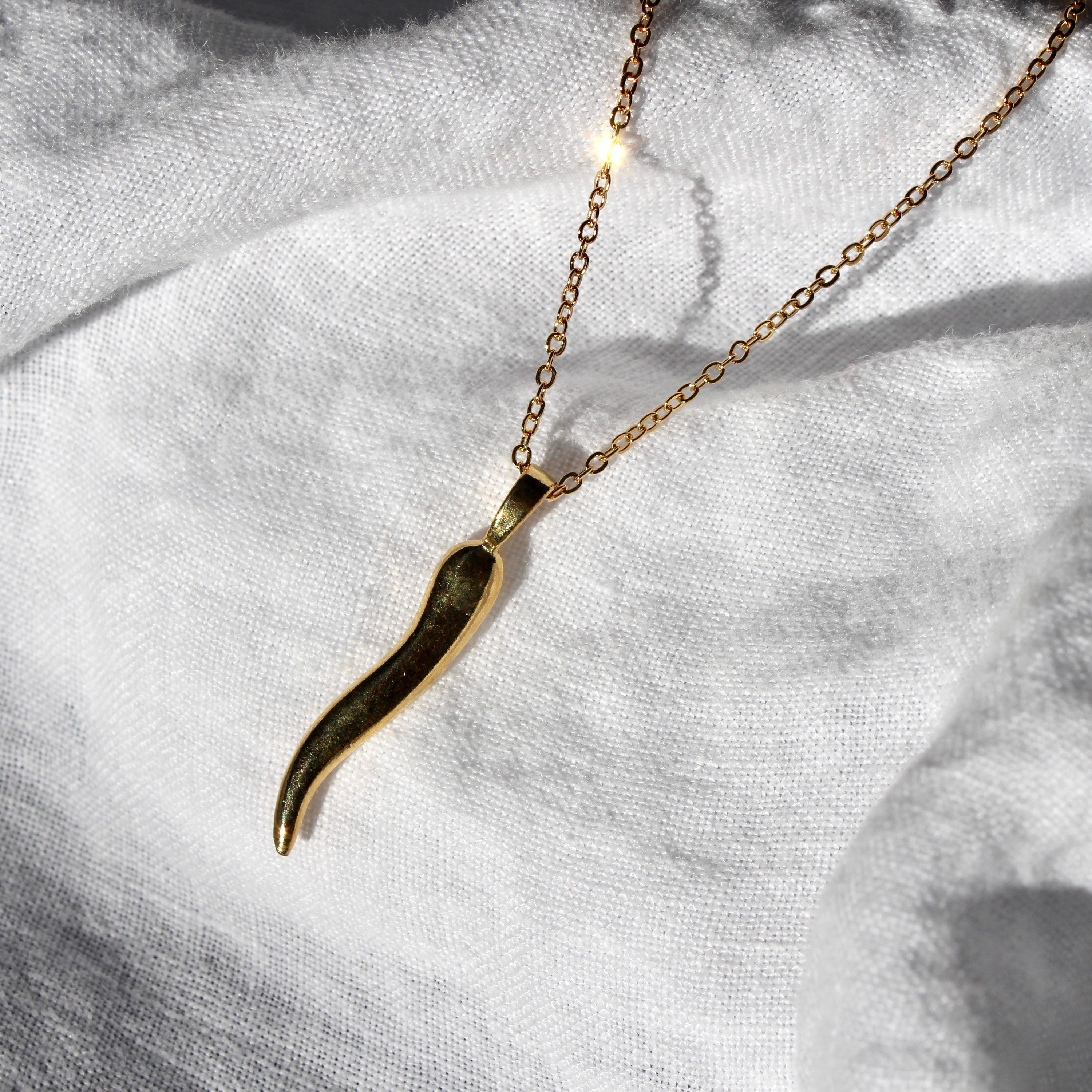 14k Gold Italian Horn Necklace / Cornicello Charm Pendant / Italian Necklace  / Unisex Men's Women's / Gift for Him & Her - Etsy