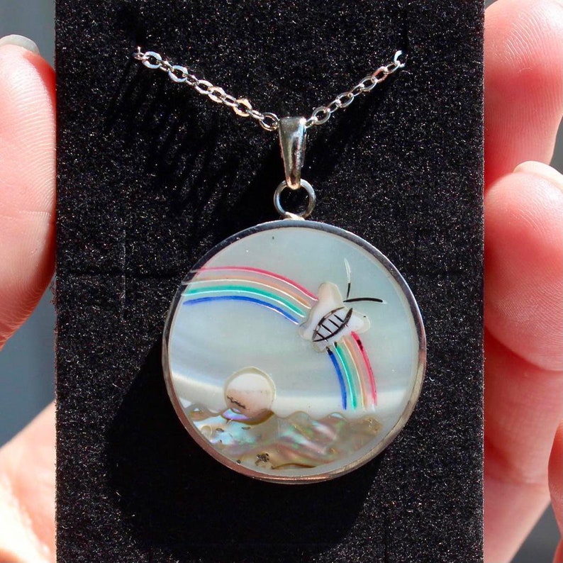 Vintage Mother of Pearl Rainbow Pendant Necklace image 1