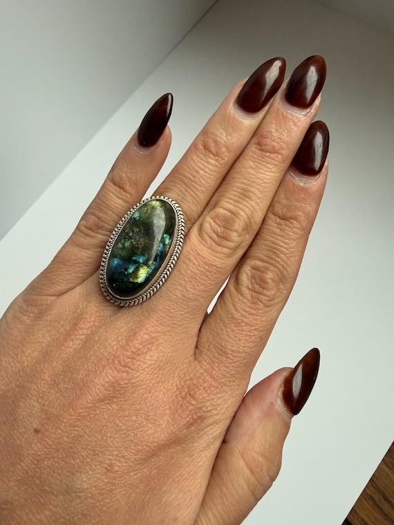 Massive Blue Flash Labradorite Statement Ring – S… - image 9