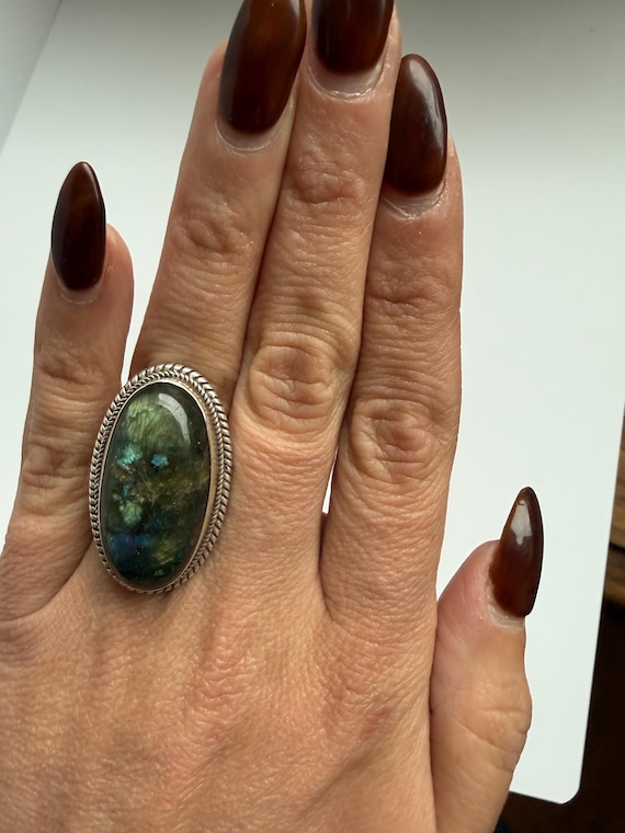 Massive Blue Flash Labradorite Statement Ring – S… - image 11
