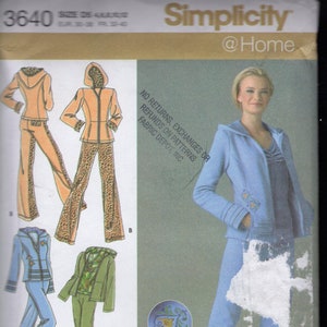 Puede incluir: Patrón de costura Simplicity con una mujer en chándal azul con bordado floral. El patrón incluye diseños de chándales en varios colores y estampados, incluido el estampado animal. El número de patrón es 3640.