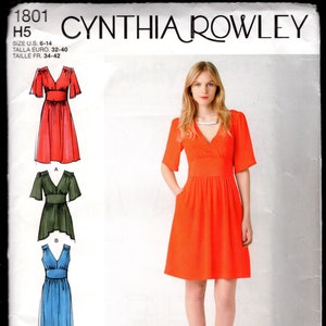 Simplicity 1801 Misses kort eller aftonlång klänning eller tunika, designad av Cynthia Rowley, storlekar 6 till 14, oklippt