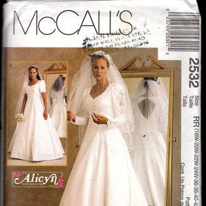 Fab 90's McCall's 2532 Designer Alicyn Exclusives Women's Bridal Gown, Has Princess Seams, a Back Bow, or Train, Sizes 18W-24W, UNCUT