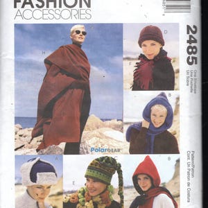 McCall's 2485 - Sombreros, bufandas, sudaderas, gorros, chales, guantes y capas para señoras. Ideal para forro polar. Todas las tallas: 6-20. Sin cortar.