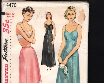 Vintage 50's Simplicity 4470 Misses' Slips, Half Slip With Lace Ruffle, And Full Slips, Very Nice Mid Century Pattern, Size 12, UNCUT