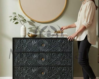 花と鳥のデザインが施された手彫りの木製ドレッサー｜ティールカラーの引き出し付きチェスト｜無垢材の収納キャビネット｜高級寝室家具