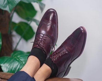Herren Handgefertigte Echte Burgund Leder Oxford Schnürschuhe Flügelspitze Formelle Schuhe