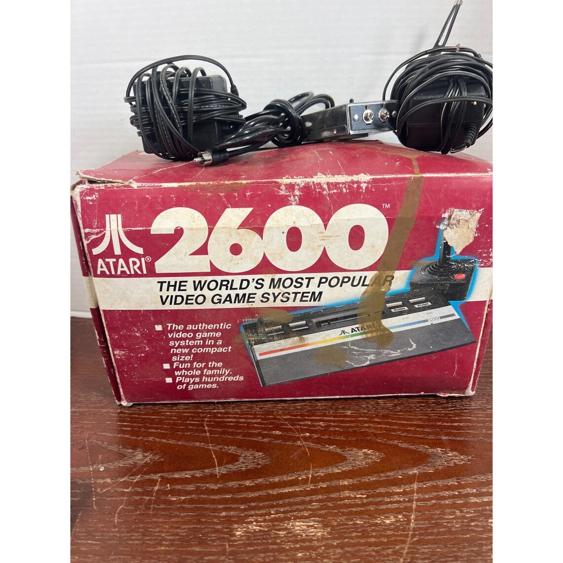 Vintage Atari 2600 Console With Joystick & Box - Classic Retro Gaming System Tested, foto 4 di 5