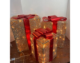 3 Piece Lit Gift Box Set With 100 Lights Indoor/Outdoor Decoration Winter Wonder Gold & Red
