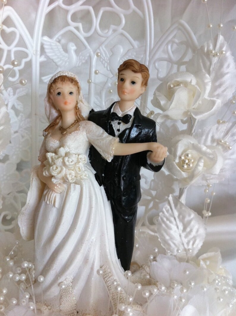 barbie wedding cake topper