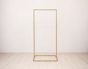 Metal Wedding Sign Stand, Freestanding Welcome Sign Holder, Seating Chart Display, Elegant Gold Event Decor for Weddings & Celebrations