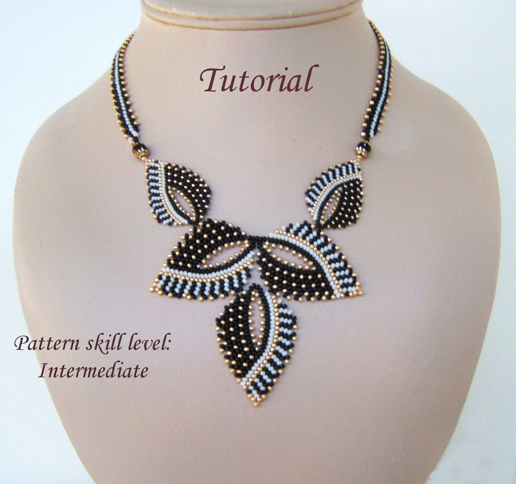 FREE beading pattern for Twin Diamonds necklace and earrings -  BeadDiagrams.com