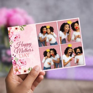 Peut inclure: Une carte rose pour la fête des mères avec des motifs floraux et le texte "Happy Mother's Day". La carte présente une série de quatre photos de deux personnes posant avec des accessoires tels que des couronnes, des moustaches et des lèvres en forme de cœur.