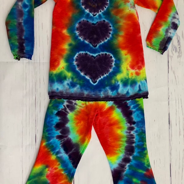 Girls 4T Toddler Matching Multi Color Heart Tie Dye Ruffle Fleece Tunic Top and Matching Ruffle Fleece Pants