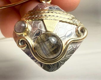 Choker Pendant Necklace - Silver, Labradorite