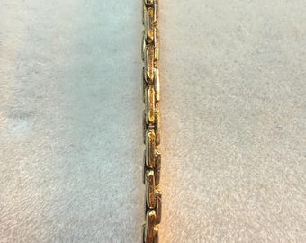 Vintage Gold Tone Link Chain Bracelet