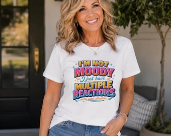 マルチプルリアクションシャツ｜50歳以上の女性向け、更年期に関するおもしろユーモアTシャツ