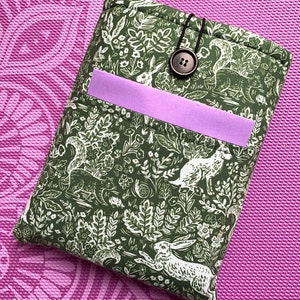 Rifle Paper Co book sleeve - Kindle Paperwhite case - Book sleeve - Kindle Colorsoft - Green Rabbit - Kobo Clara