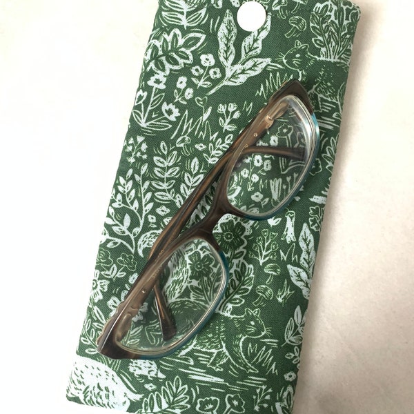 Eyeglasses Case - sunglass case - padded eyeglass cover - fabric eyeglass case - Rifle Paper Co. Green Rabbit