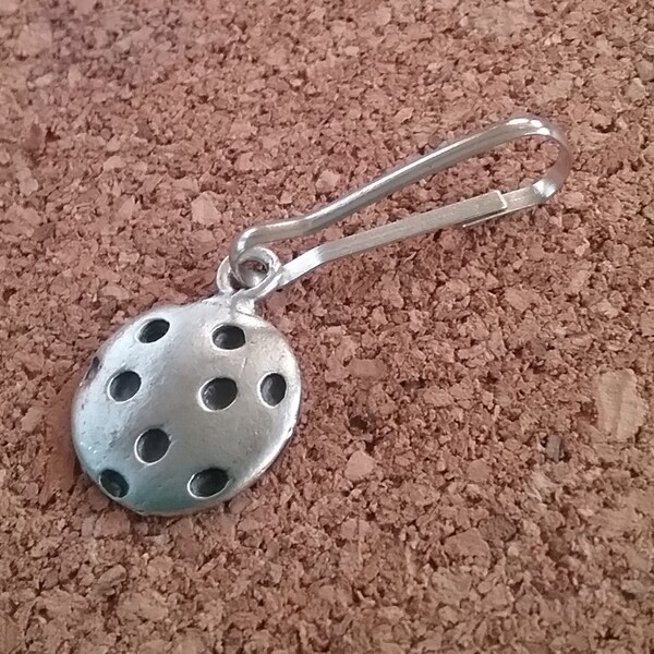 PICKLEBALL ZIPPER PULL