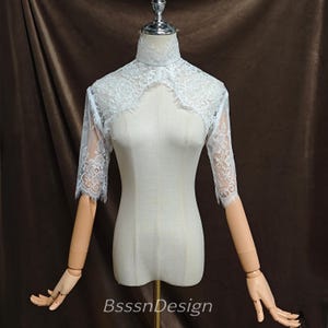 Exquisite Floral Lace wedding Dress Topper, Off White Lace Floral Bridal bolero with Short Sleeves,Full Lace Half Sleeves Bolero Jacket