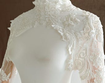 Bolero de encaje con diseño de flores de hadas para vestido de novia, bolero corto para vestido de novia con mangas largas acampanadas, chaqueta nupcial, bolero de encaje de cuello alto para boda.