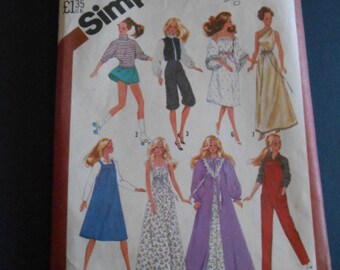 Simplicity  5637,  Barbie clothes