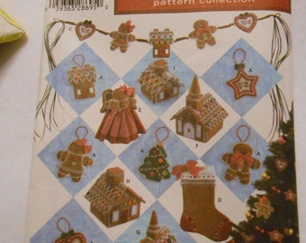 Simplicity 4810, Christmas ornaments, Treeskirt,