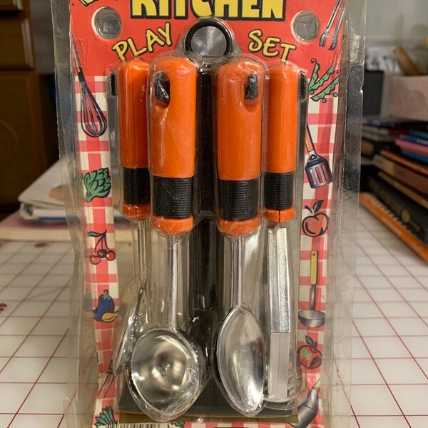 Vintage 1950's kitchen playset  age 3+, potato masher, slotted spoon , scooper spoon, ladle or ice cream scoop with stand.