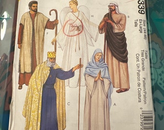 McCalls 2339, costumes, Angels, wisemen, Christmas,  size 44-46