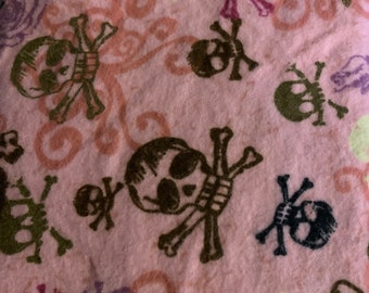 Flannel skull print, quilting fabric, sold as one piece,    Fabric de-stashing, 1 yd. 19”  1/23