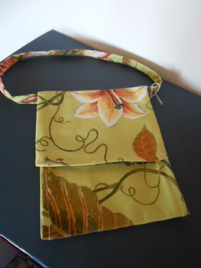 Flap purse, Over the shoulder purse, Flower, vine print image 1