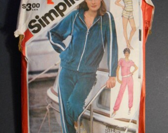 Simplicity 5931,  Sweatshirt, pants, jacket, shorts,  size 12,,14, 16