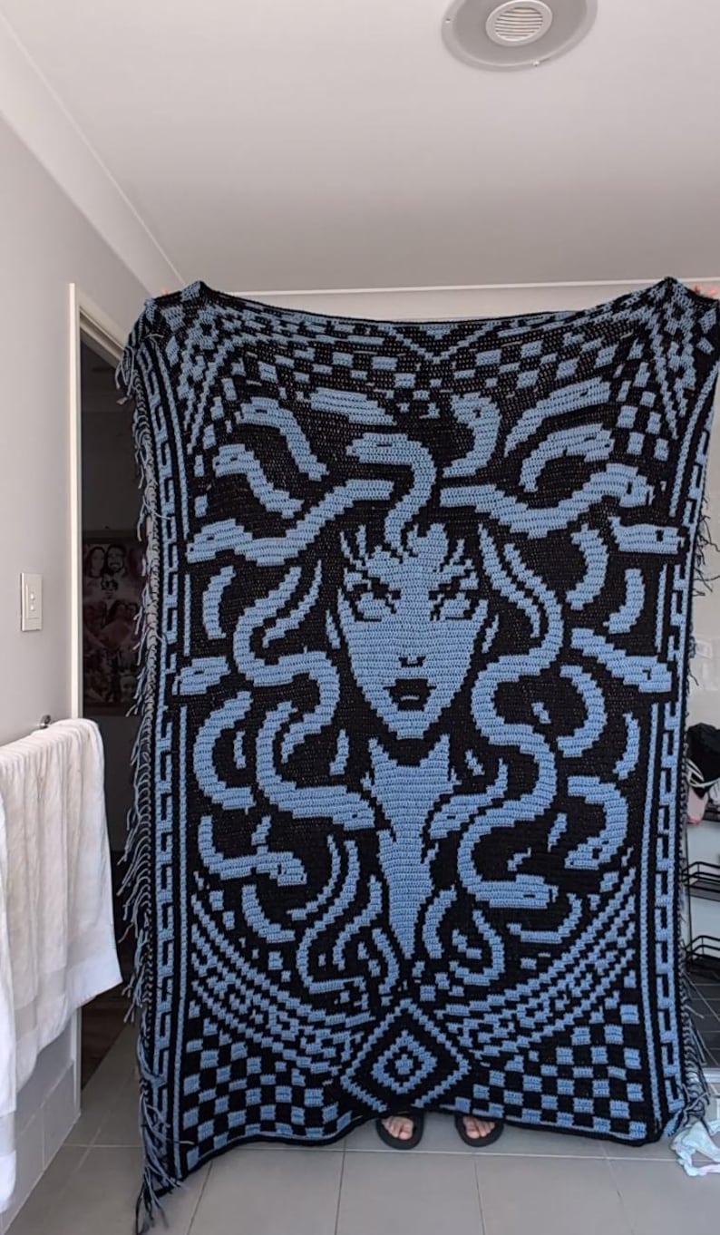 Medusa Mosaic Crochet Pattern (grid and written instructions) image 1