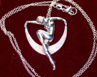 Stunning Art deco sterling silver pendant & chain necklace