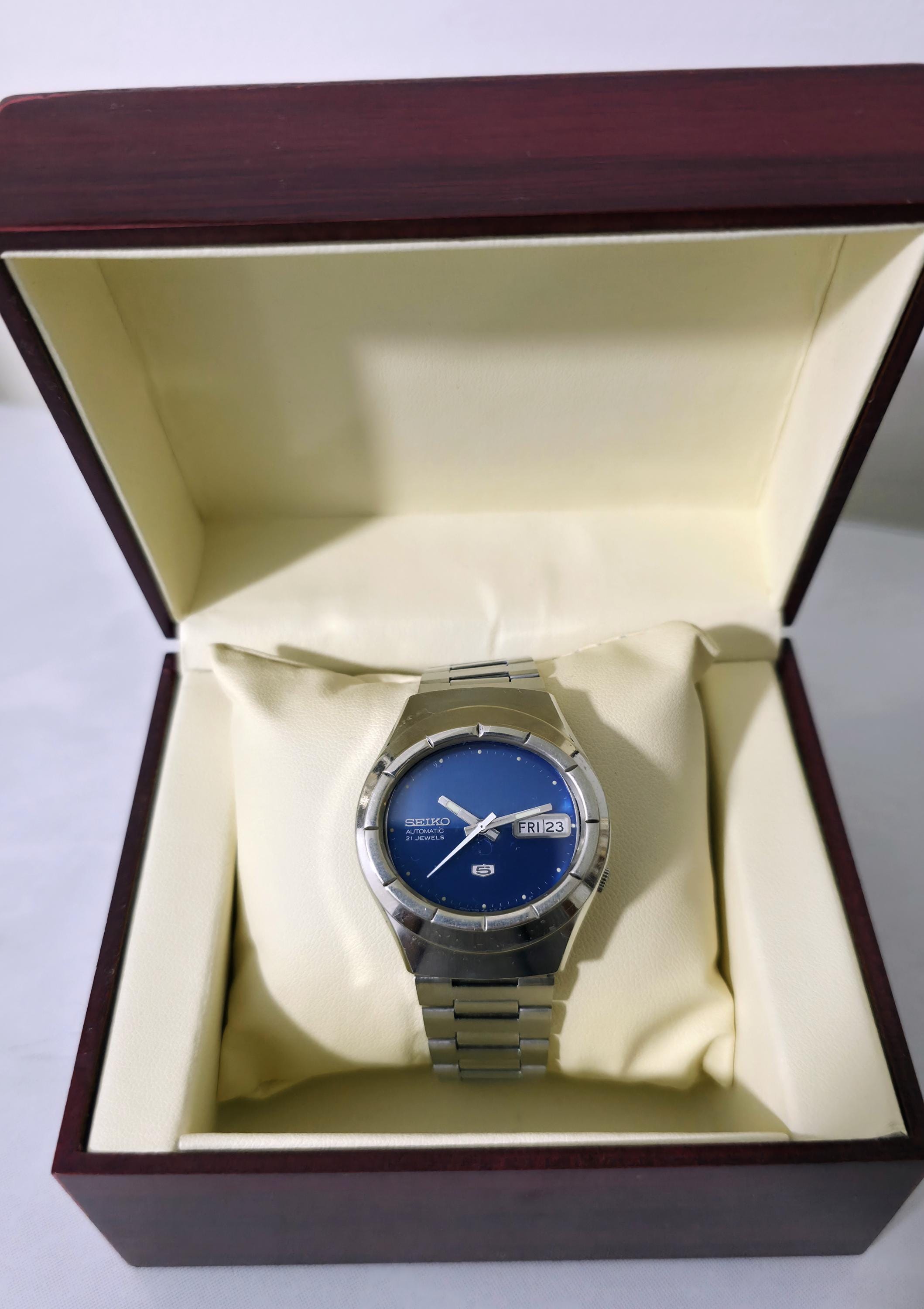 Rare Vintage Watch Seiko 5 Automatic 7019-5080 Blue Dial 21 Jewels