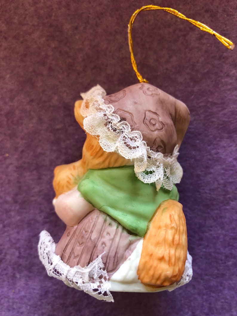Christmas Mama Kitty Cat Bell Vintage Jasco Ceramic Holiday Decoration Decorative Ornament