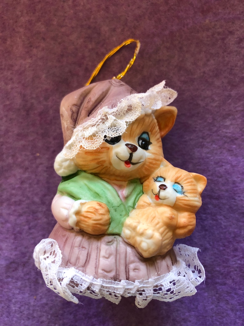 Christmas Mama Kitty Cat Bell Vintage Jasco Ceramic Holiday Decoration Decorative Ornament