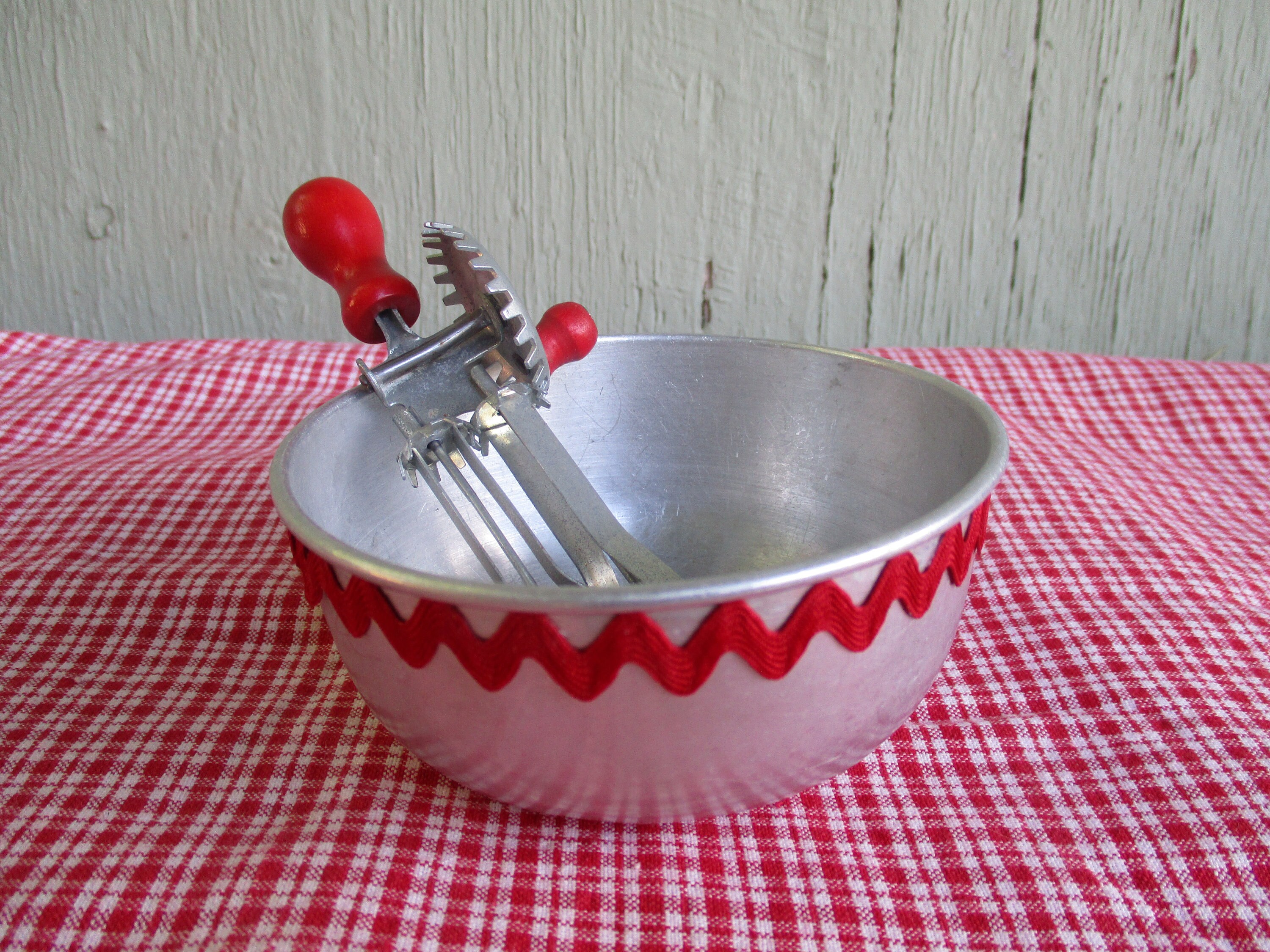 Vintage Child's Toy Egg Beater Tin Red Wood Handle & Tin Etsy
