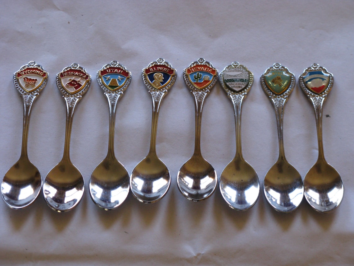 Souvenir State SPOONS Collectible set of 8 Vintage USA States Etsy