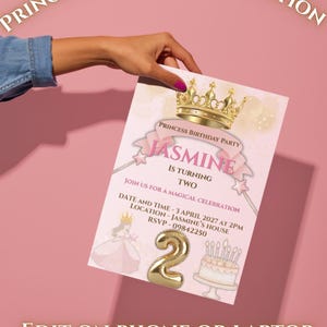 Peut inclure: Panneau en bois rustique avec l'inscription "Welcome to our home" en lettres blanches. Le panneau présente une finition vieillie et un design simple et accueillant, idéal pour un porche ou une entrée.