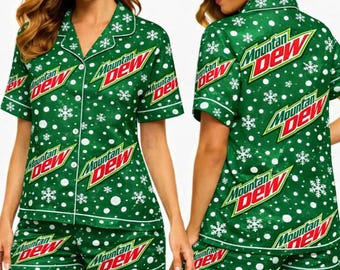 Pijamas de mujer Mountain Dew, adorables pijamas de satén con el logo de Mountain Dew, divertidos pijamas con estampado de latas de refresco, un regalo para los amantes de la comida.