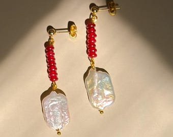 freshwater pearl and glass beaded dangle earrings with gold components