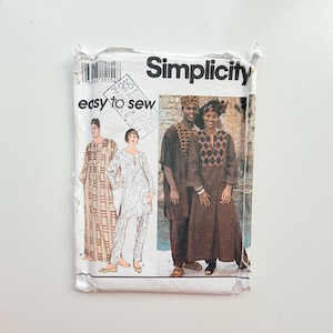1996 Simplicity 8895/0688 Sömnadsmönster – Kaftaner, Tunika, Byxor och Mössa (Storlekar 30-32 till 50-52 Bröstvidd) – Oklippt och Fabriksvikt