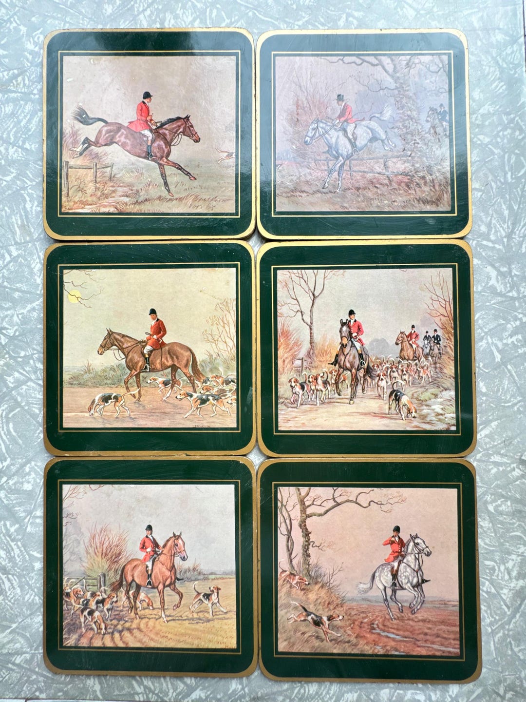  HUNTING SCENES 17.5cmプレート 2枚セット 1960s Vintage Hunting Scene Placemat Set - Made in England - Set