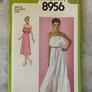 1979 Simplicity 8956 Symönster - Frökens Axelbandslösa Pulloverklänning (Storlek 10) - Vintage Oklippt och Fabriksvikt