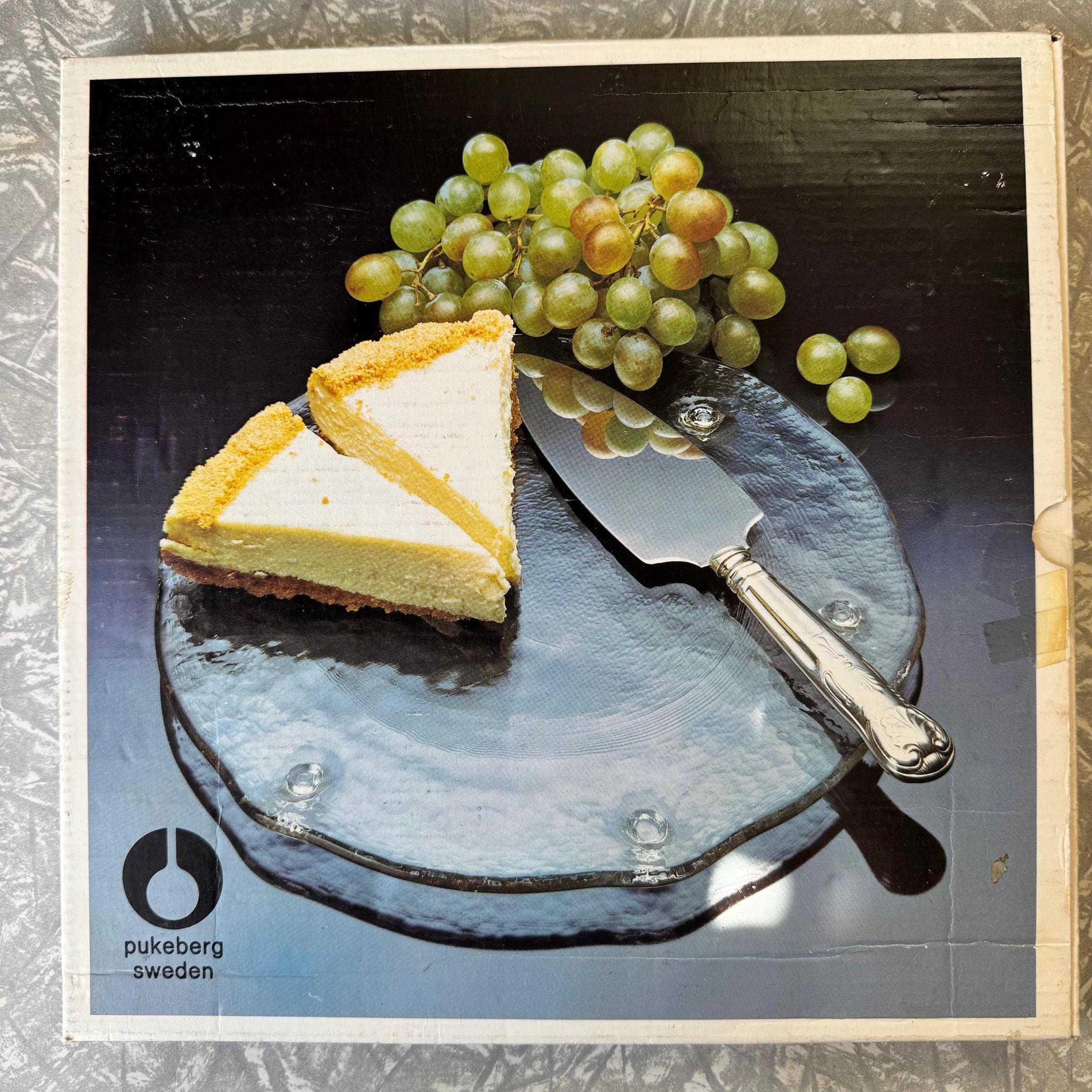 Pukeberg glass plate - Etsy 日本