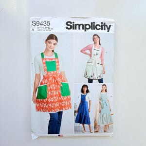 2021 Simplicity S9435 Sömnadsmönster – Förkläden för fröknar (Storlekar XS-XL) – Oklippt och fabriksvikt